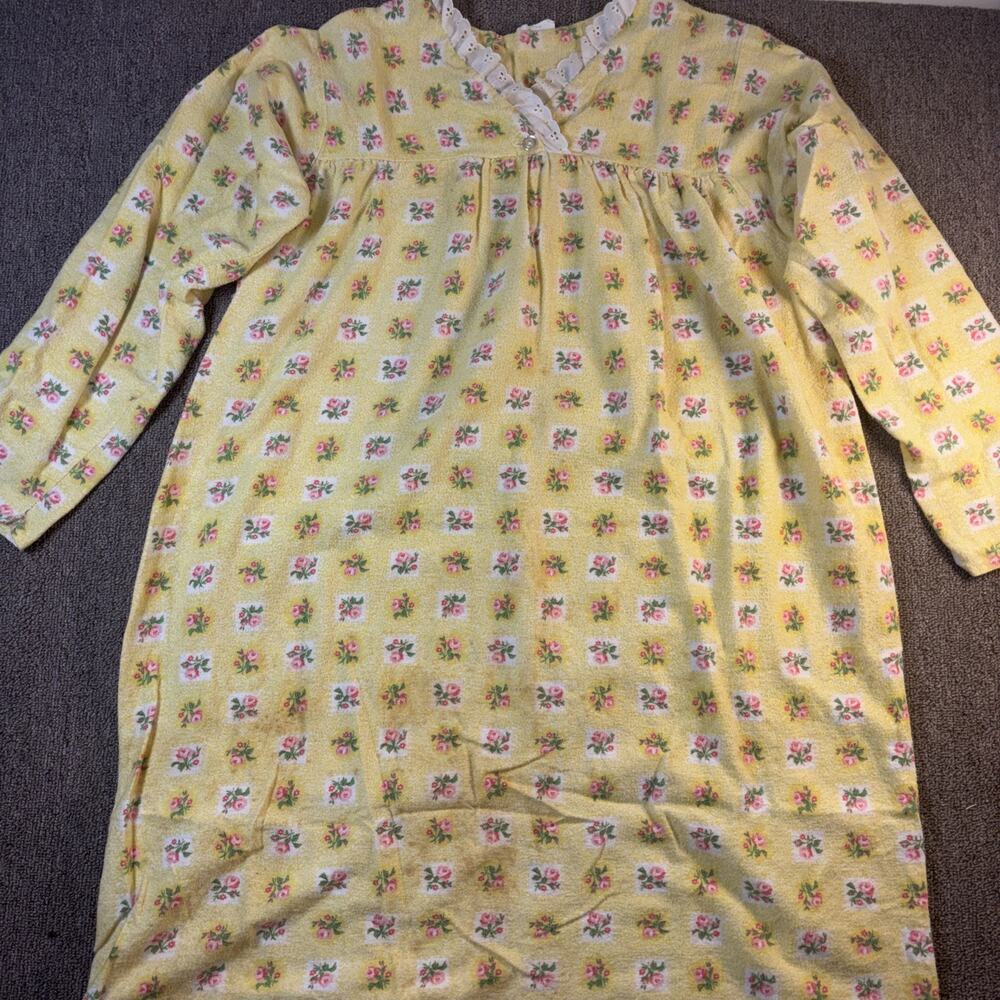 VTG 60s/70s Nightgown Floral Flannel Women’s Prairie Medium Made In USA Yellow